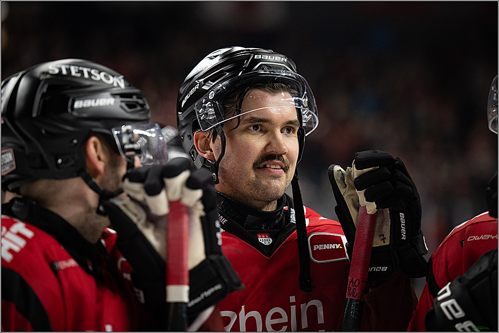 PENNY DEL 1; Kölner Haie - Dresdner Eislöwen; Koeln, 16.11.2025