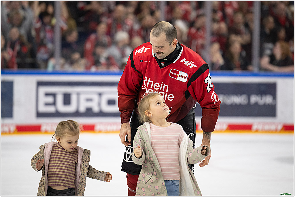 PENNY DEL 1; Kölner Haie - Dresdner Eislöwen; Koeln, 16.11.2025