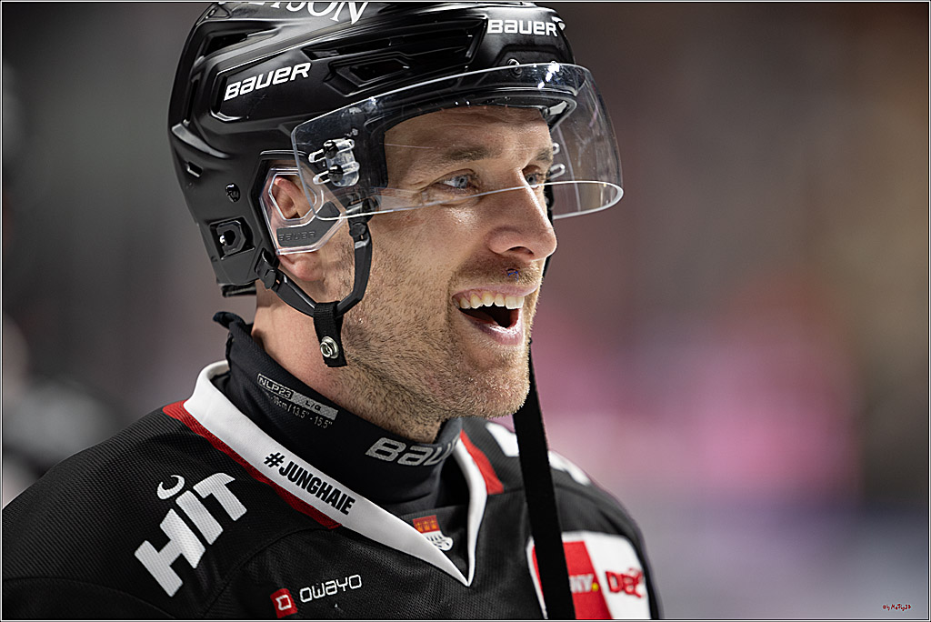 PENNY DEL 1; Kölner Haie - Schwenninger Wild Wings; Köln, 23.11.2025