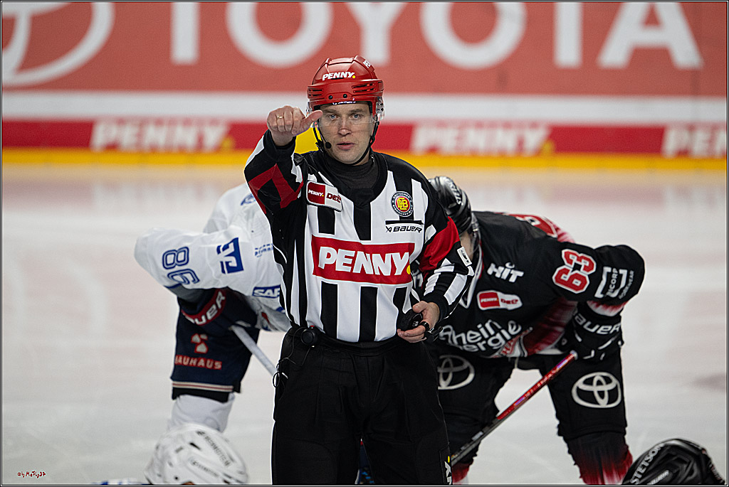 PENNY DEL 1; Kölner Haie - Adler Mannheim; Köln, 25.11.2025