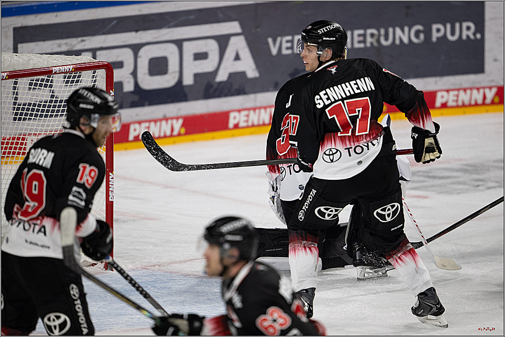 PENNY DEL 1; Kölner Haie - Adler Mannheim; Köln, 25.11.2025