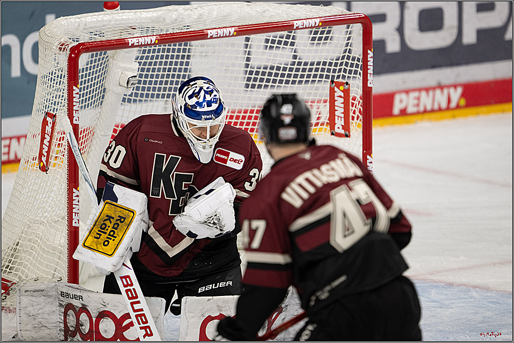 PENNY DEL 1; Kölner Haie - Adler Mannheim; Köln, 14.12.2025