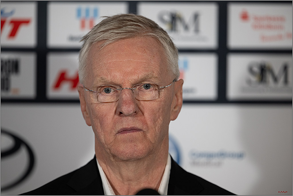 PENNY DEL 1; Kölner Haie - Adler Mannheim; Köln, 14.12.2025