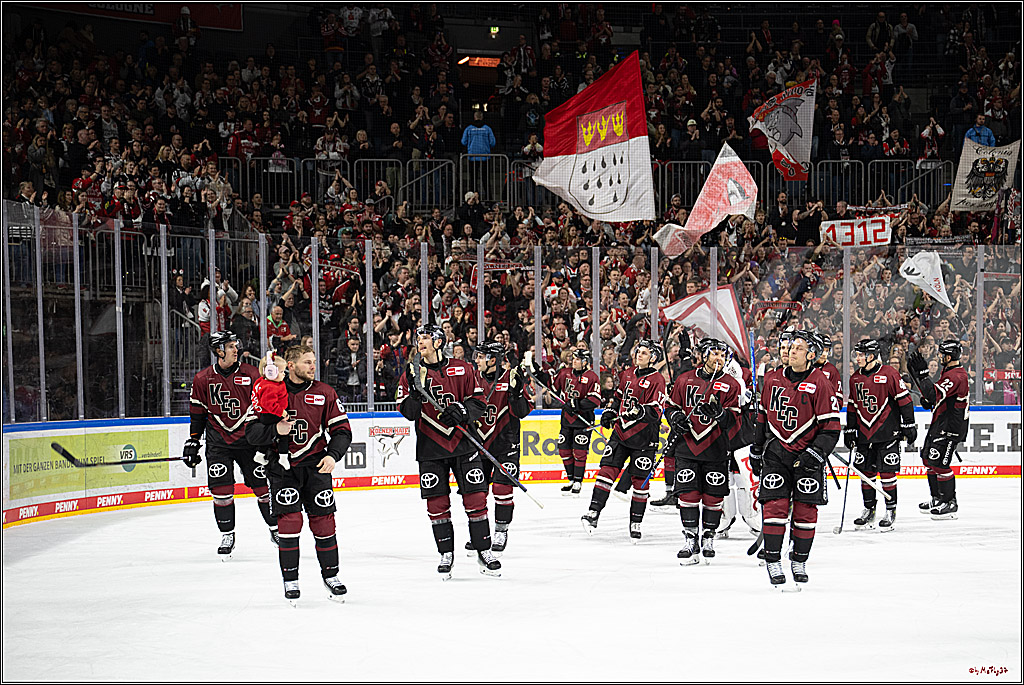 PENNY DEL 1; Kölner Haie - Adler Mannheim; Köln, 14.12.2025