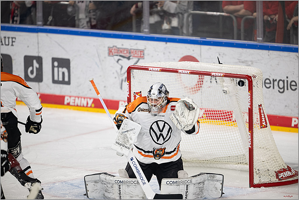 PENNY DEL 1; Kölner Haie - Grizzly Wolfsburg; Köln, 18.12.2025