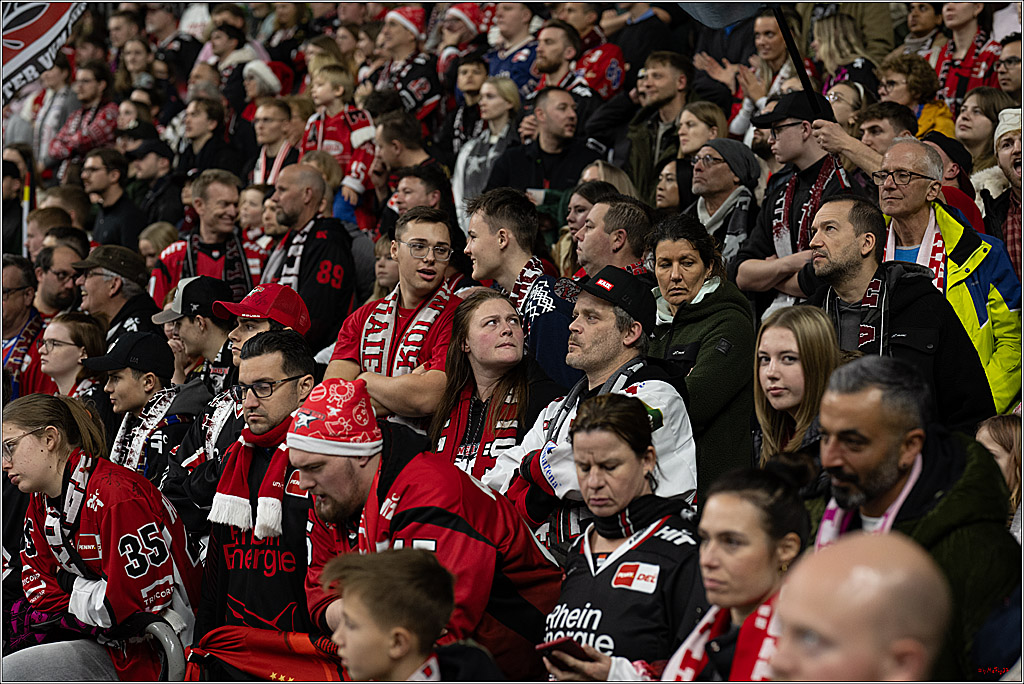 PENNY DEL; Kölner Haie - Grizzly Wolfsburg; Köln, 18.12.2025