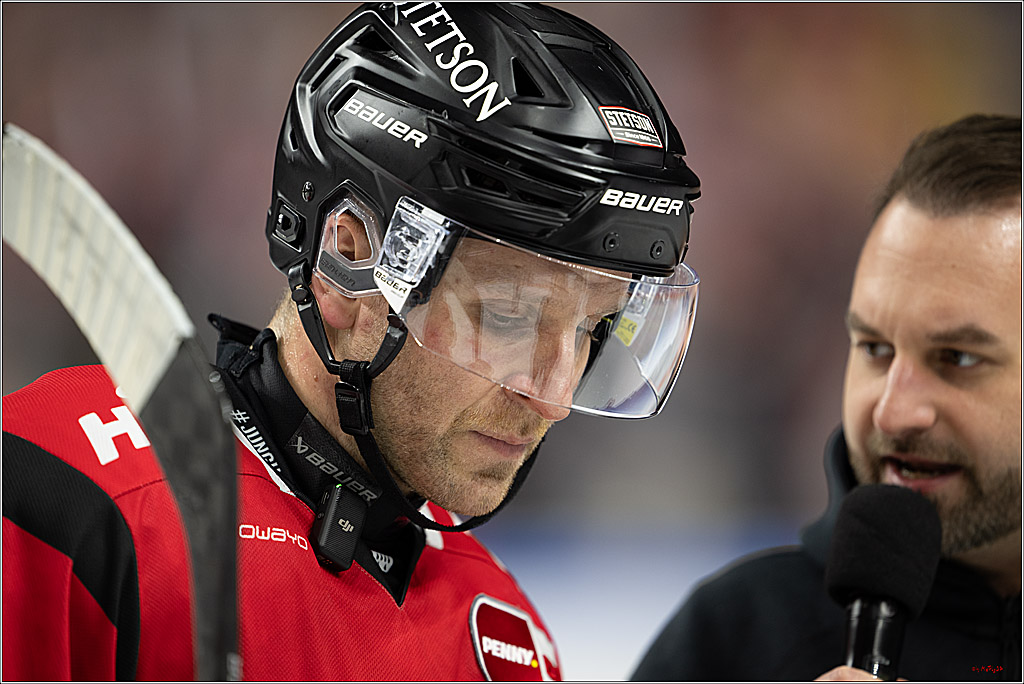PENNY DEL: Kölner Haie - Schwenninger Wild Wings; Köln, 28.12.2025