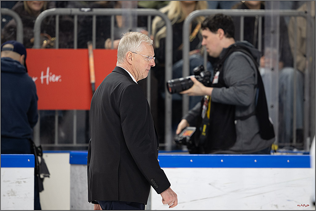 PENNY DEL 1; Kölner Haie - Straubing Tigers; Köln, 02.01.2026