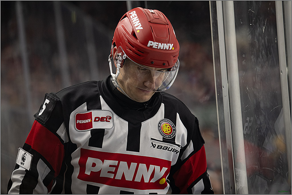 PENNY DEL 1; Kölner Haie - Straubing Tigers; Köln, 02.01.2026
