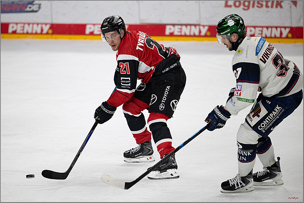 PENNY DEL 1 - Playoff Halbfinale - Kölner Haie - Eisbären Berlin; Köln, 10.04.2026