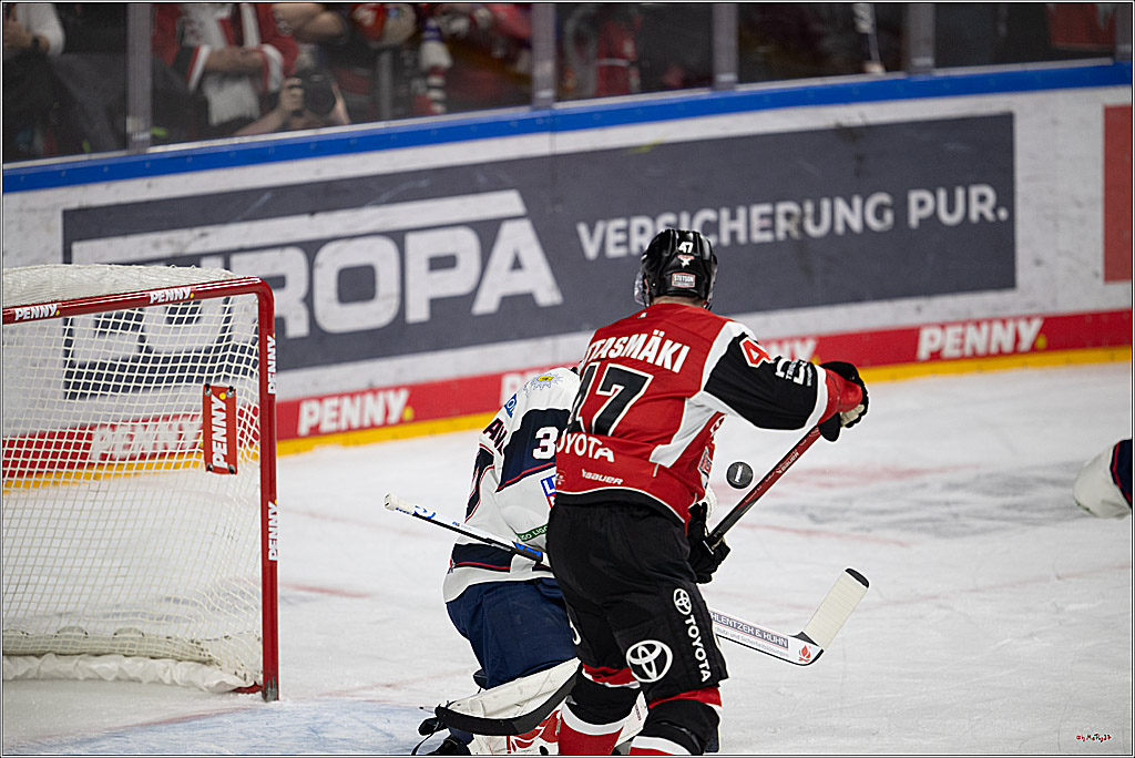 PENNY DEL 1 - Playoff Halbfinale - Kölner Haie - Eisbären Berlin; Köln, 10.04.2026