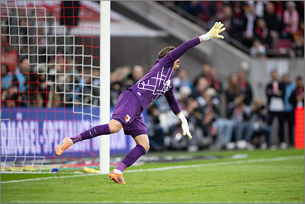 1. FC Koeln vs. FC Augsburg, 18.10.2025