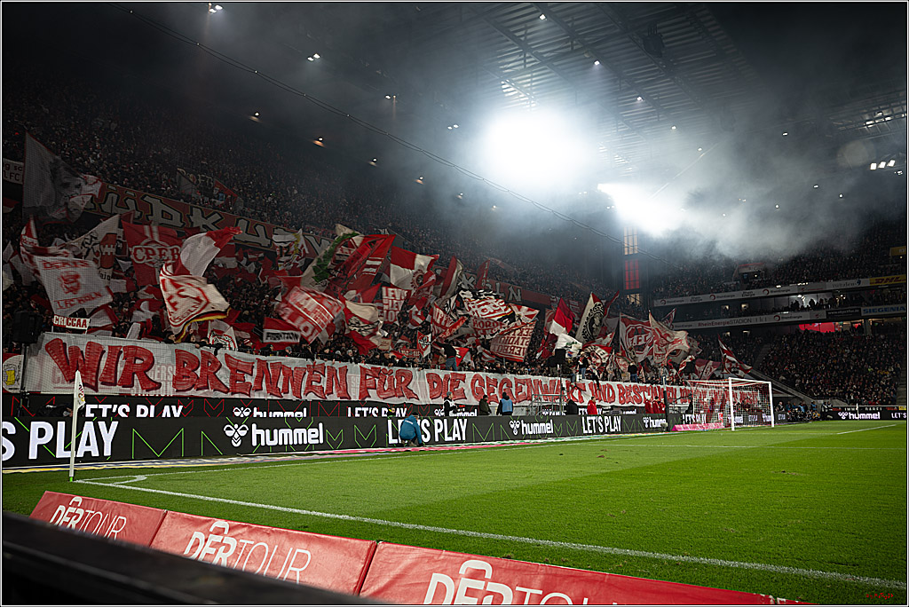 1. Fussball Bundesliga, 1.FC Köln - Eintracht Frankfurt, 22.11.2025