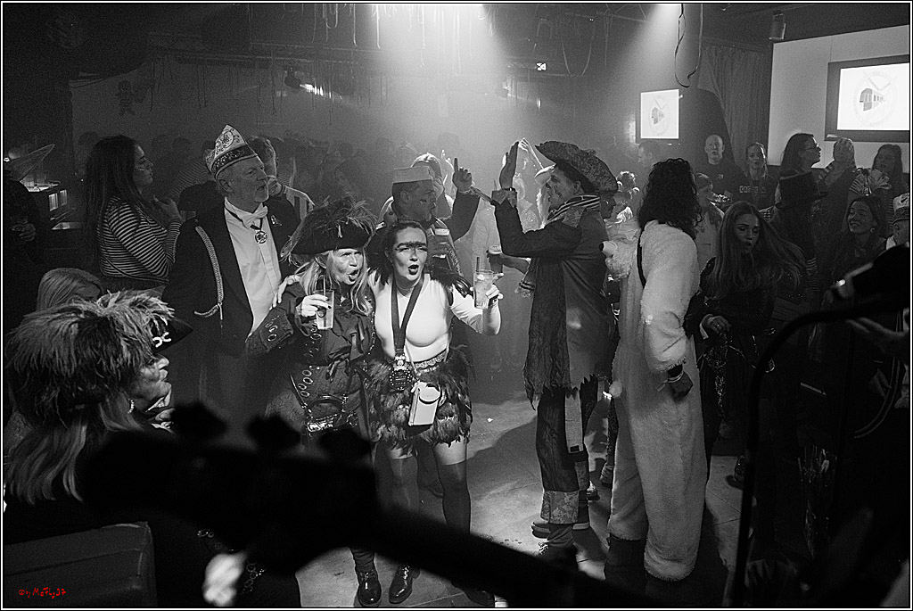 1.Stassenbahnsitzung Rosenmontagszug 2023 - Club Einundfünfzig; Koeln, 20.02.2023