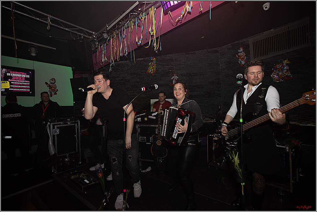 1.Stassenbahnsitzung Rosenmontagszug 2023 - Club Einundfünfzig; Koeln, 20.02.2023