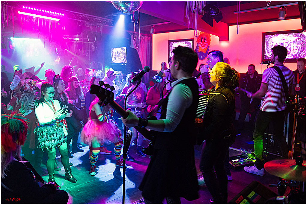 1.Stassenbahnsitzung Rosenmontagszug 2023 - Club Einundfünfzig; Koeln, 20.02.2023