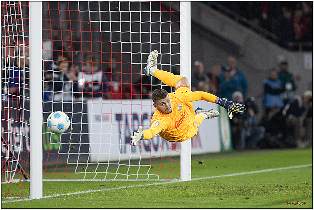 DFB Pokal: 1.FC Köln - Holstein Kiel, 29.10.2024
