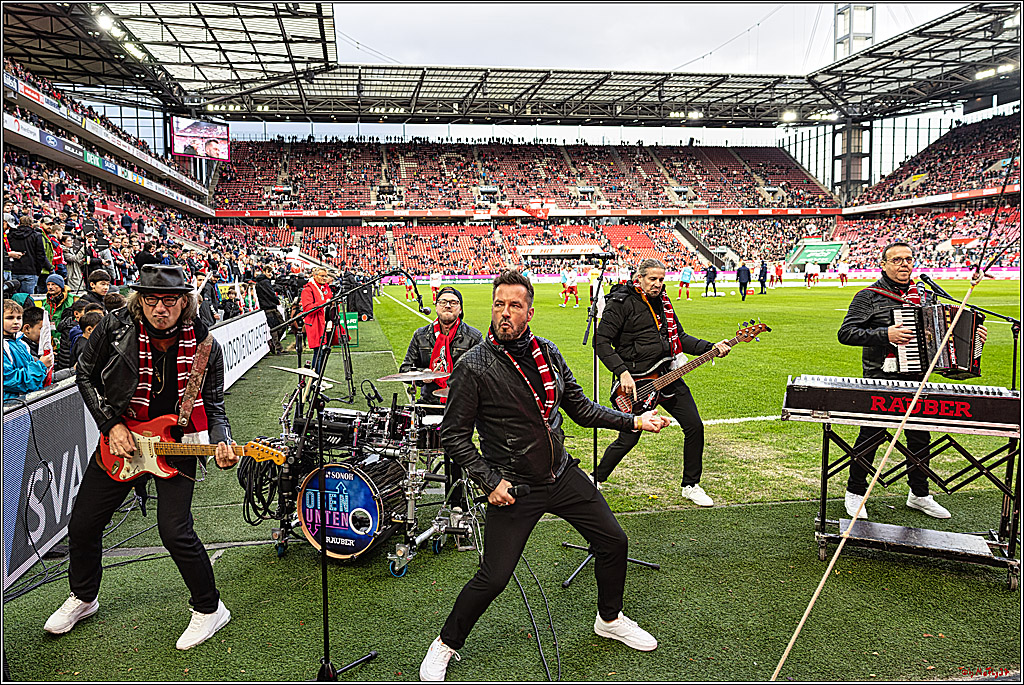 1. Fussball Bundesliga, 1.FC Koeln - FC Augsburg, 04.11.2023