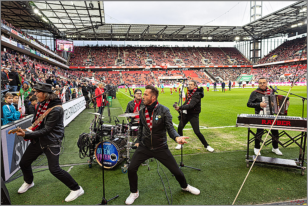 1. Fussball Bundesliga, 1.FC Koeln - FC Augsburg, 04.11.2023