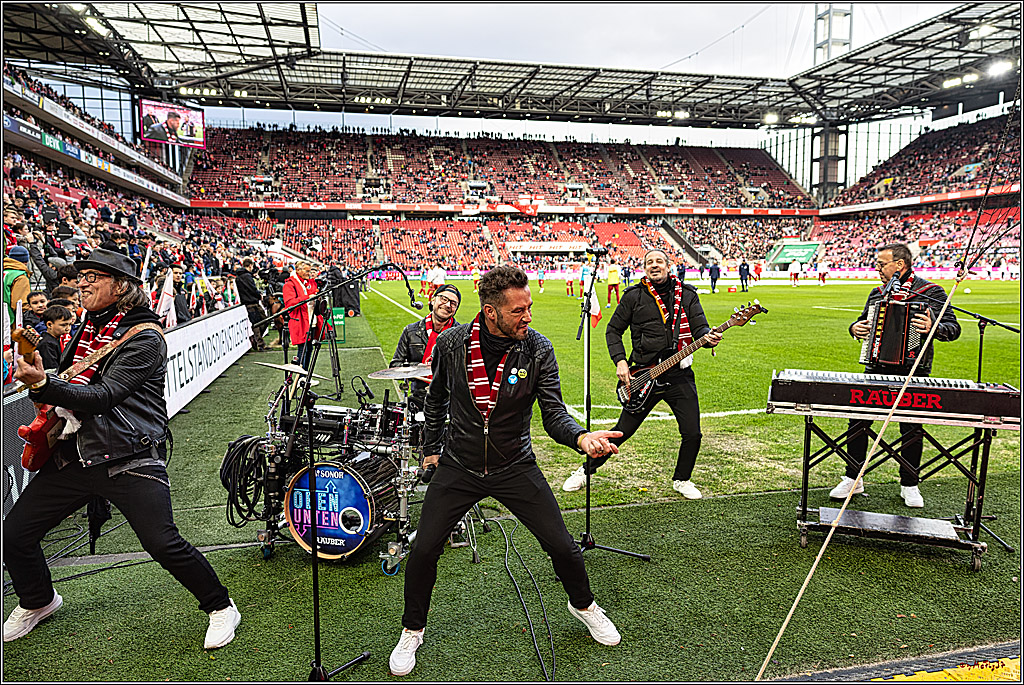 1. Fussball Bundesliga, 1.FC Koeln - FC Augsburg, 04.11.2023