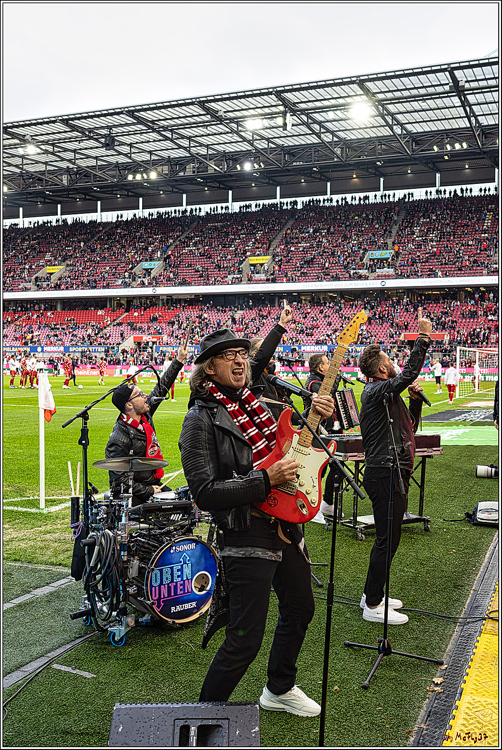 1. Fussball Bundesliga, 1.FC Koeln - FC Augsburg, 04.11.2023