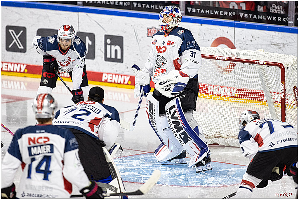 PENNY DEL 1. Koelner Haie - Nuernberg Ice Tigers; Koeln, 15.09.2023