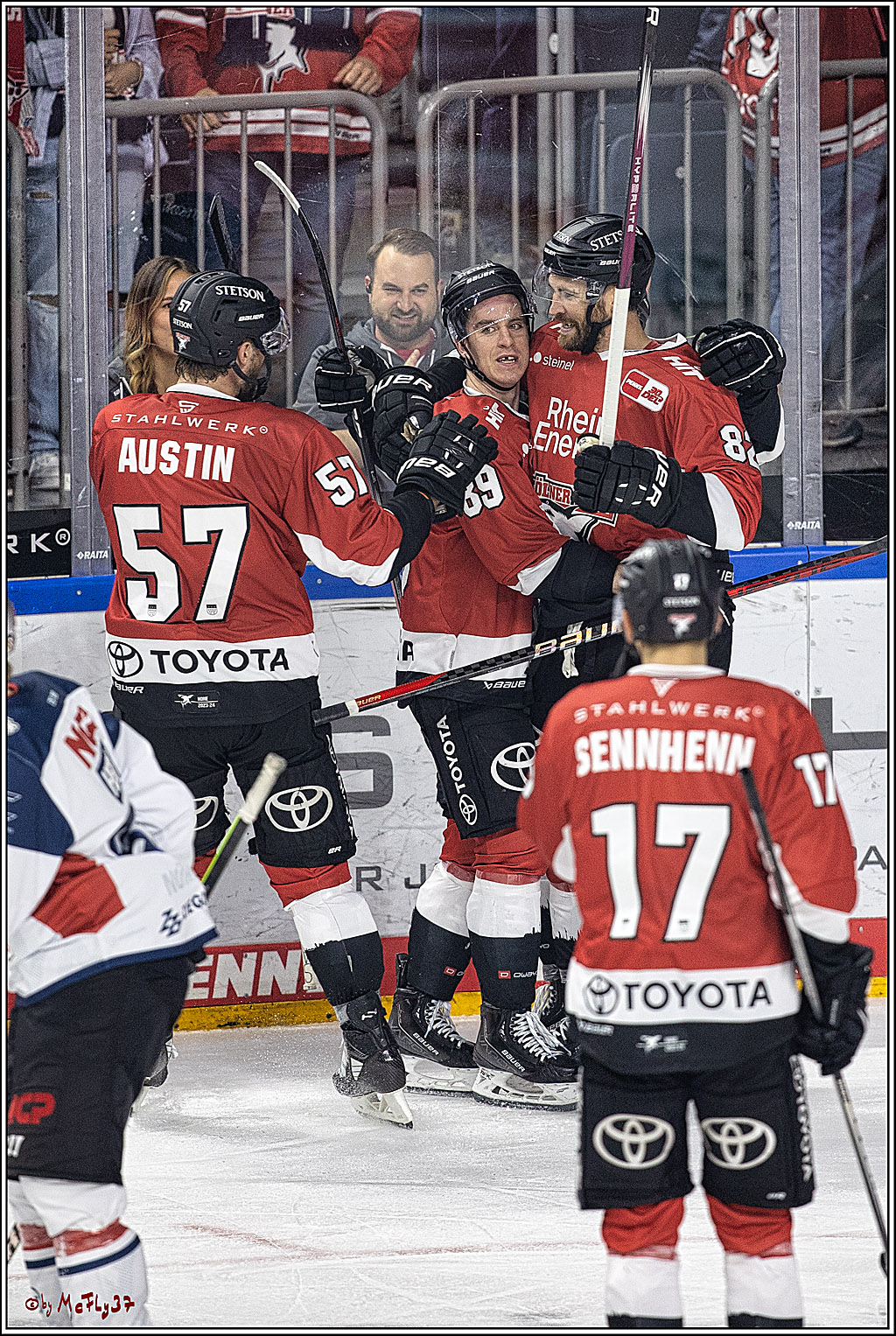PENNY DEL 1. Koelner Haie - Nuernberg Ice Tigers; Koeln, 15.09.2023