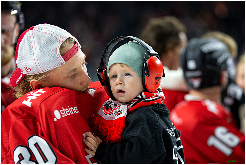 PENNY DEL; Koelner Haie- AEV Augsburg; Koeln, 03.10.2023