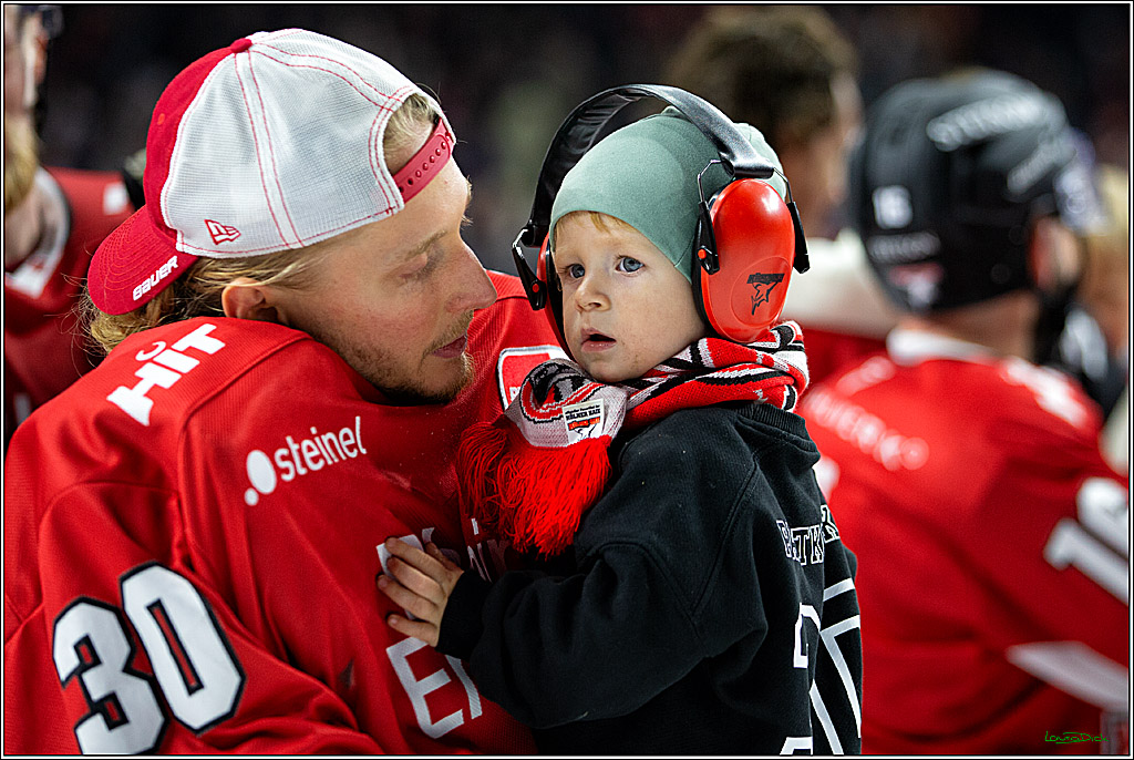 PENNY DEL; Koelner Haie- AEV Augsburg; Koeln, 03.10.2023