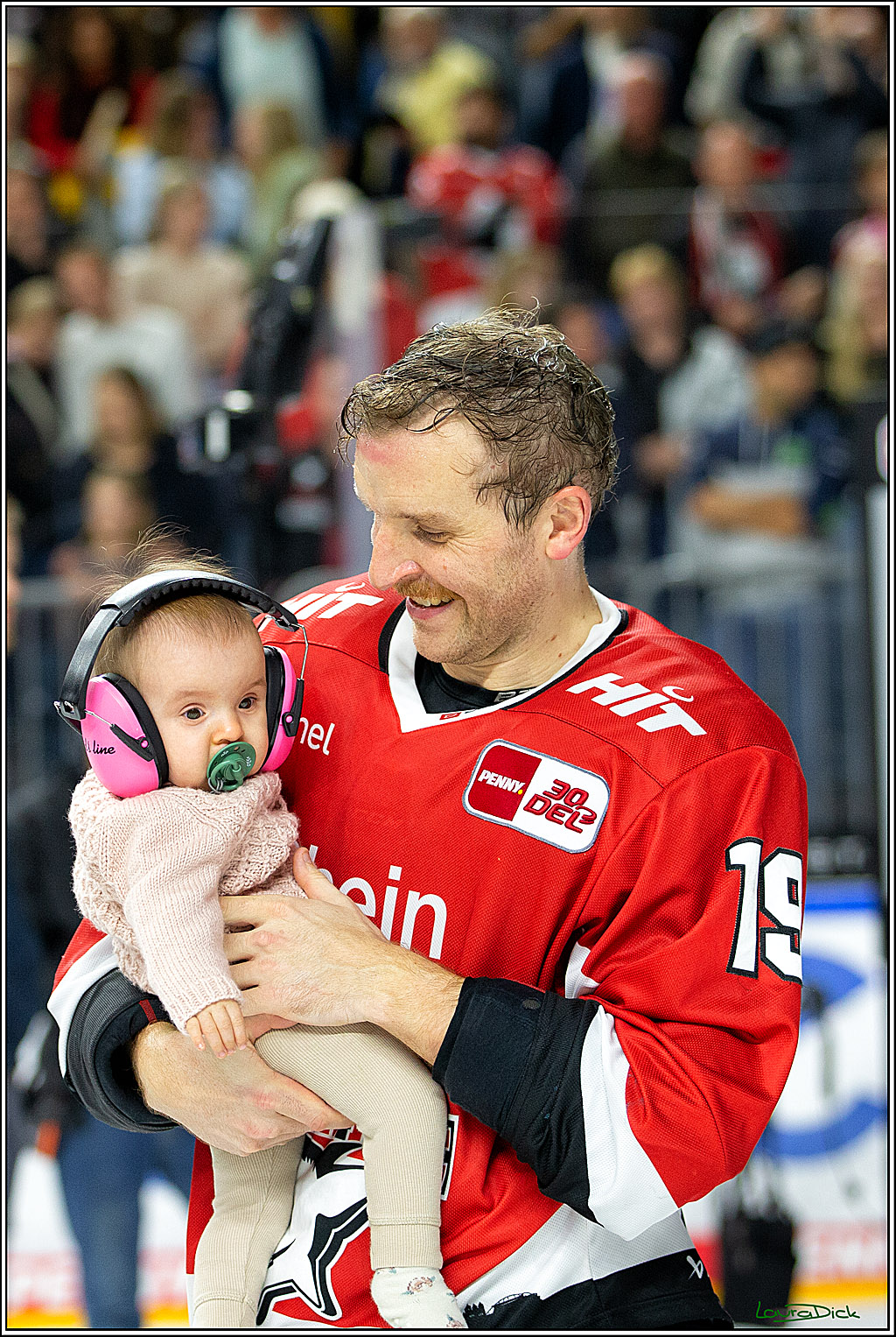 PENNY DEL; Koelner Haie- AEV Augsburg; Koeln, 03.10.2023