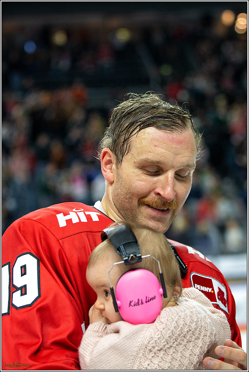 PENNY DEL; Koelner Haie- AEV Augsburg; Koeln, 03.10.2023