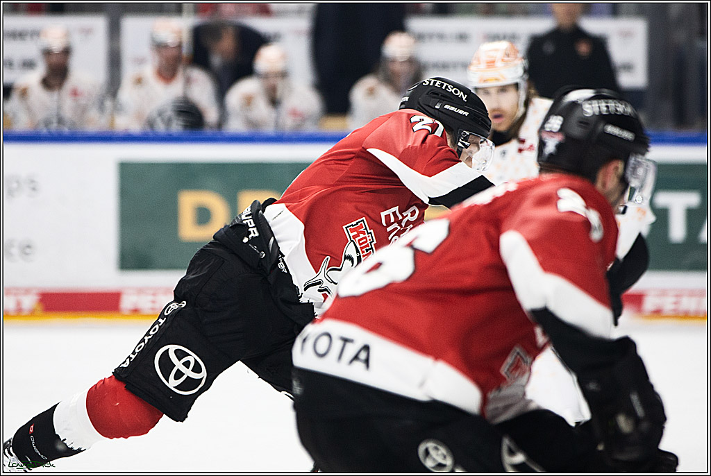 PENNY DEL; Koelner Haie- Grizzly Wolfsburg; Koeln, 28.11.2023