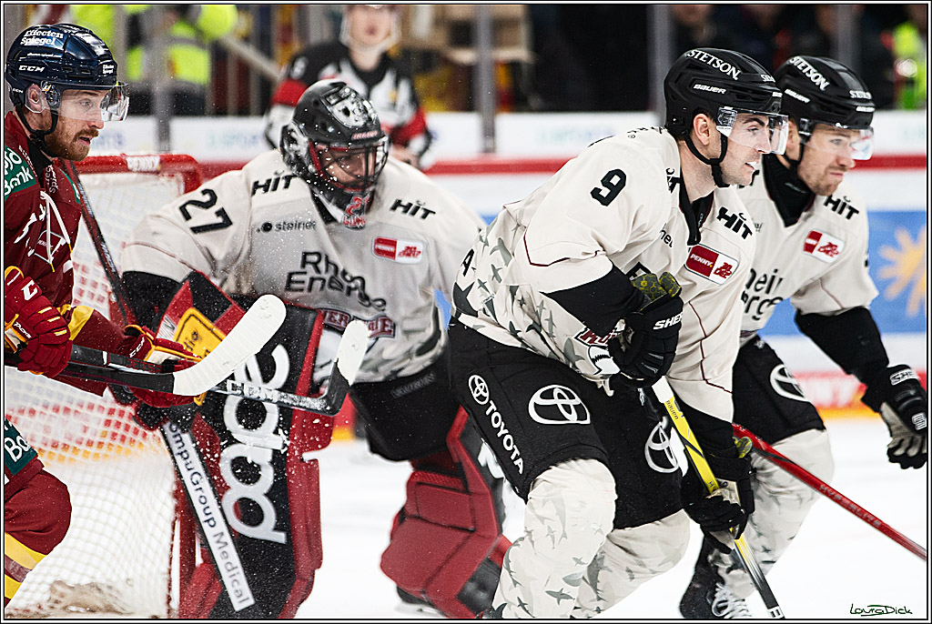 PENNY DEL; Duesseldorfer EG- Koelner Haie; Duesseldorf, 03.12.2023