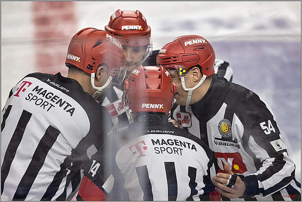 PENNY DEL 1. Kölner Haie - Löwen Frankfurt; Köln, 26.12.2023
