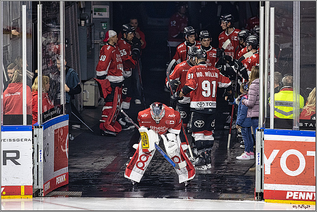 PENNY DEL 1. Kölner Haie - Löwen Frankfurt; Köln, 26.12.2023
