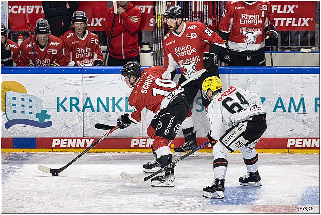 PENNY DEL 1. Kölner Haie - Löwen Frankfurt; Köln, 26.12.2023