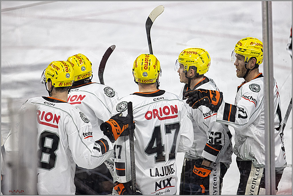 PENNY DEL 1. Kölner Haie - Löwen Frankfurt; Köln, 26.12.2023