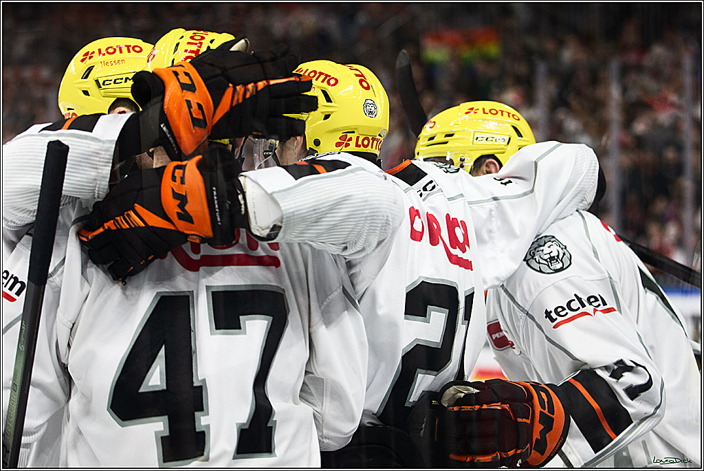 PENNY DEL; Koelner Haie- Loewen Frankfurt; Koeln, 26.12.2023