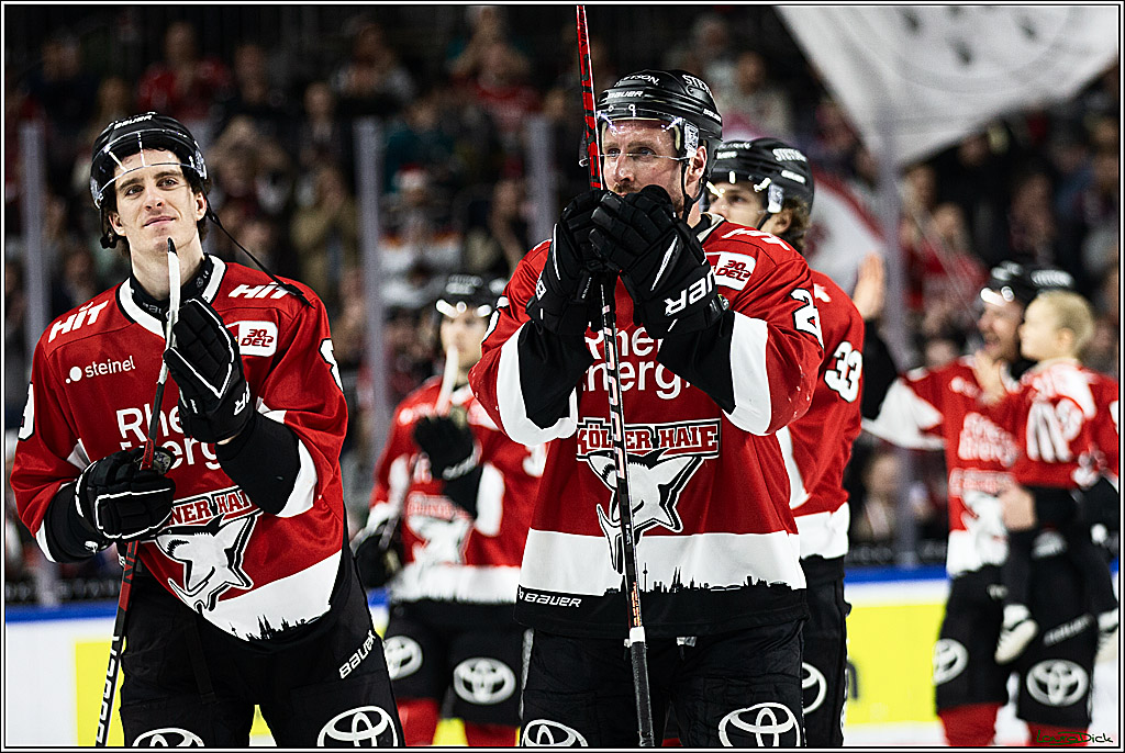 PENNY DEL; Koelner Haie- Loewen Frankfurt; Koeln, 26.12.2023