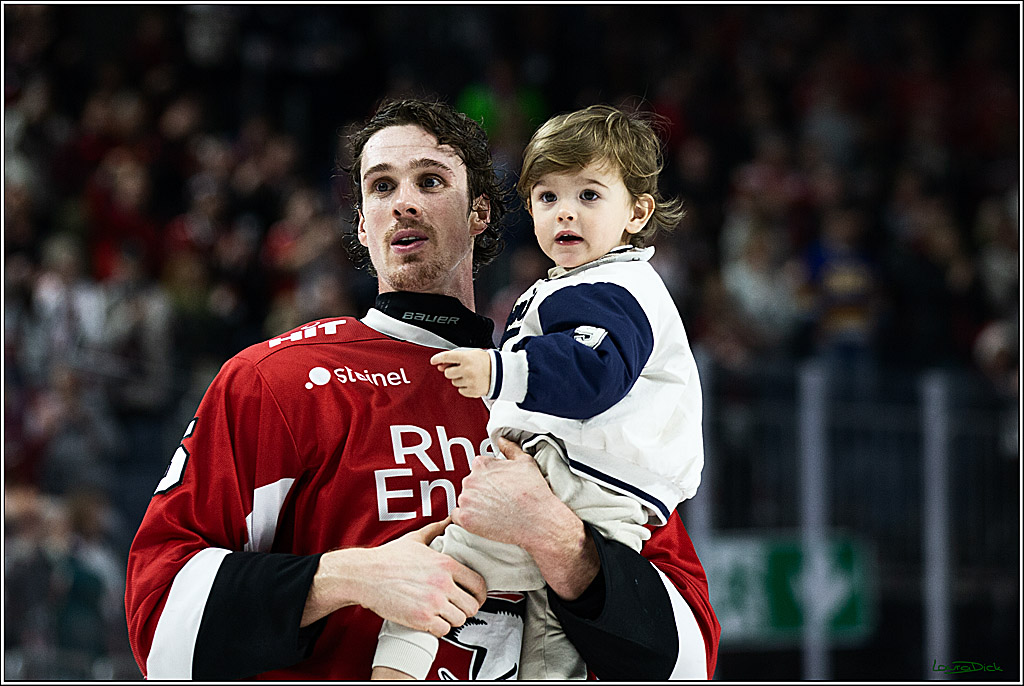 PENNY DEL; Koelner Haie- Loewen Frankfurt; Koeln, 26.12.2023