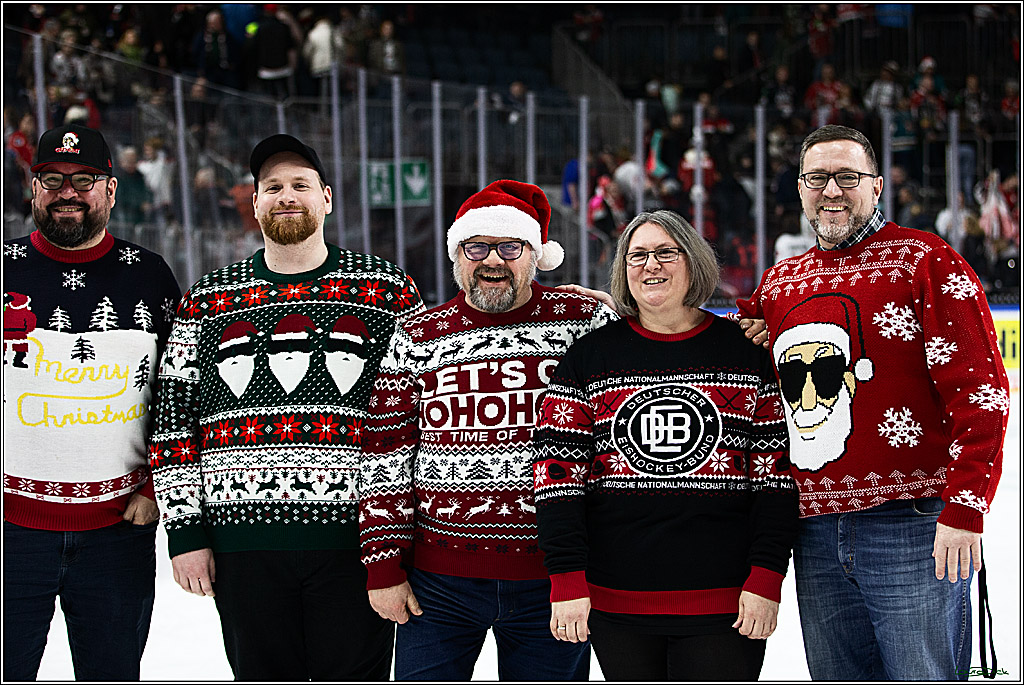 PENNY DEL; Koelner Haie- Loewen Frankfurt; Koeln, 26.12.2023