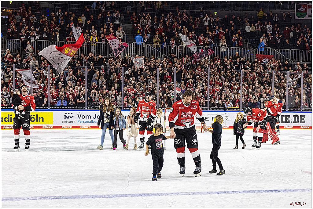 PENNY DEL 1. Kölner Haie - Löwen Frankfurt; Köln, 26.12.2023