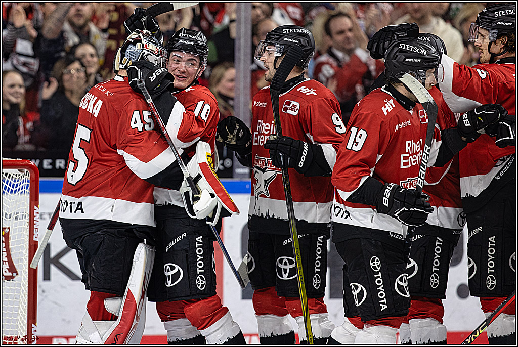 PENNY DEL 1. Kölner Haie -Düsseldorfer EG ; Köln, 28.12.2023