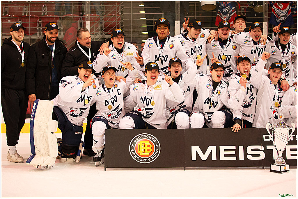 4. Finale Spiel U17 Koelner Junghaie- Jungadler Mannheim; Koeln, 21.04.2024