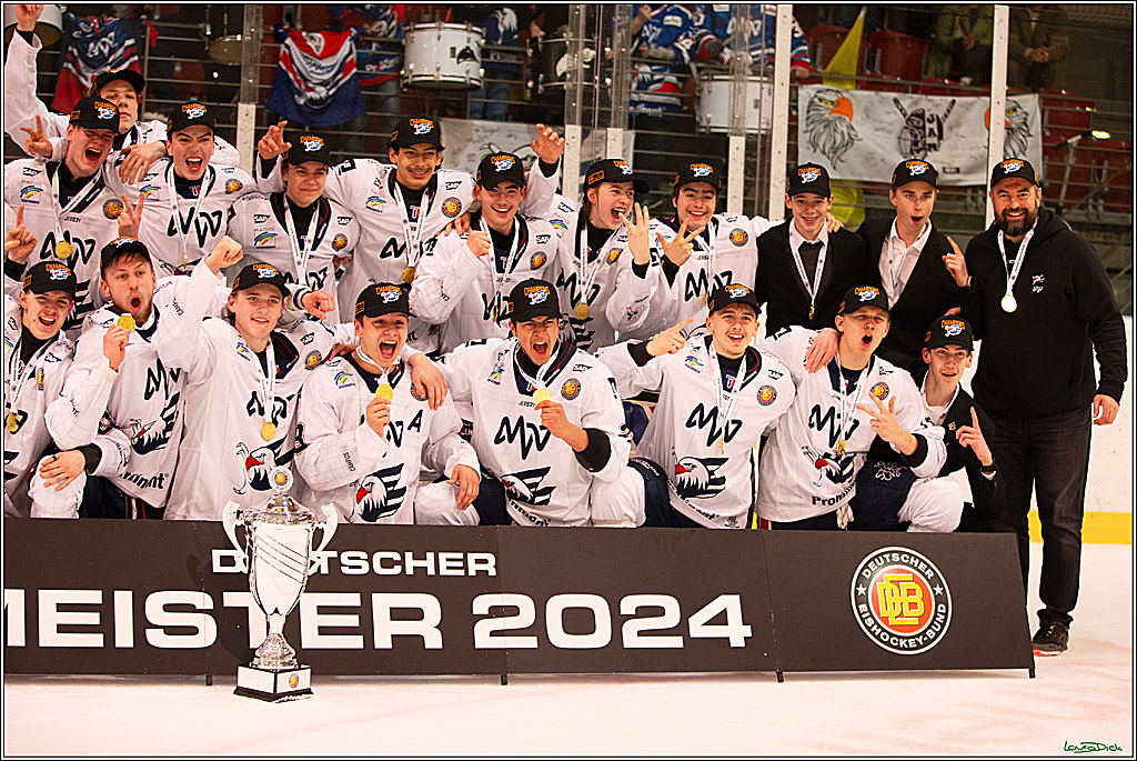 4. Finale Spiel U17 Koelner Junghaie- Jungadler Mannheim; Koeln, 21.04.2024