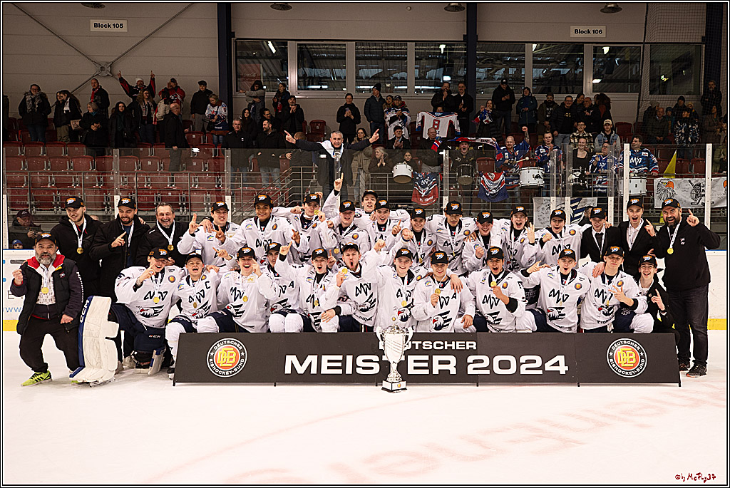 4. Finale Spiel U17 Kölner Junghaie - Jungadler Mannheim 1:5, 21.04.2024