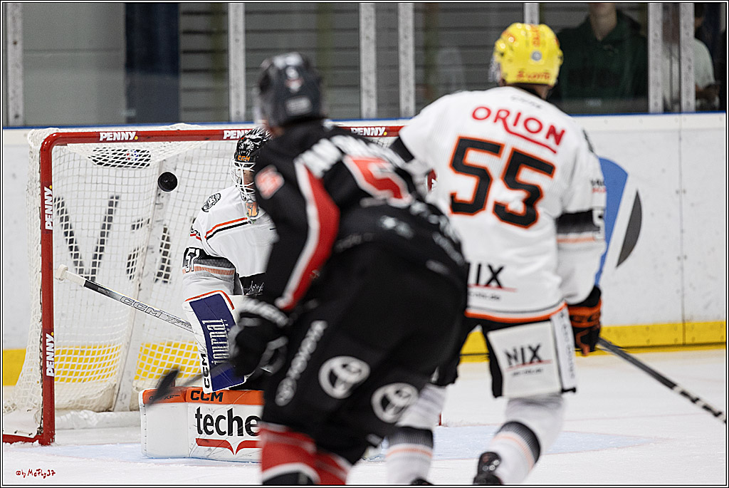 PENNY DEL, Testspiel Kölner Haie - Löwen Frankfurt 2-1; Köln, 25.08.2024