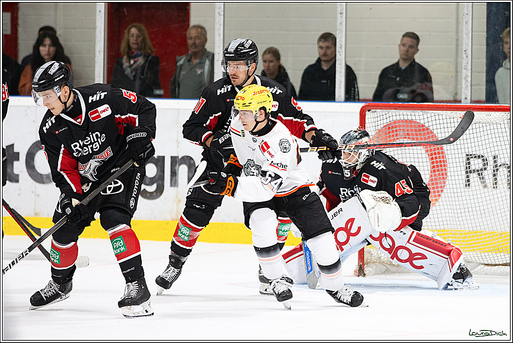 PENNY DEL;Testspiel Koelner Haie- Loewen Frankfurt; Koeln, 25.08.2024