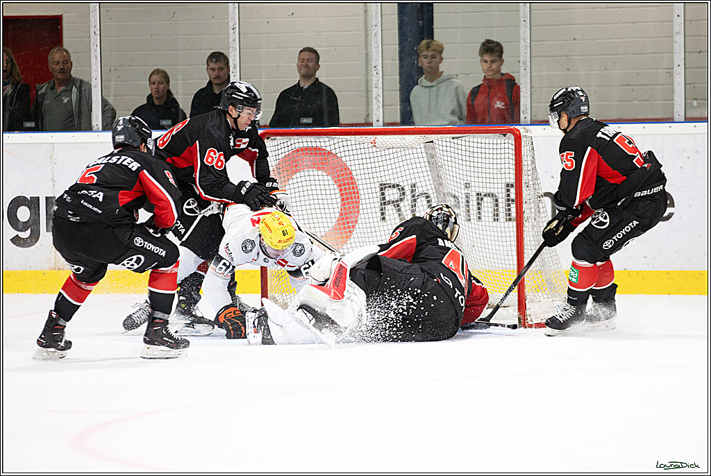 PENNY DEL;Testspiel Koelner Haie- Loewen Frankfurt; Koeln, 25.08.2024