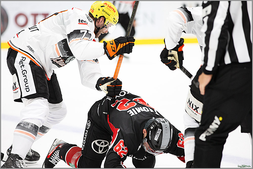 PENNY DEL;Testspiel Koelner Haie- Loewen Frankfurt; Koeln, 25.08.2024